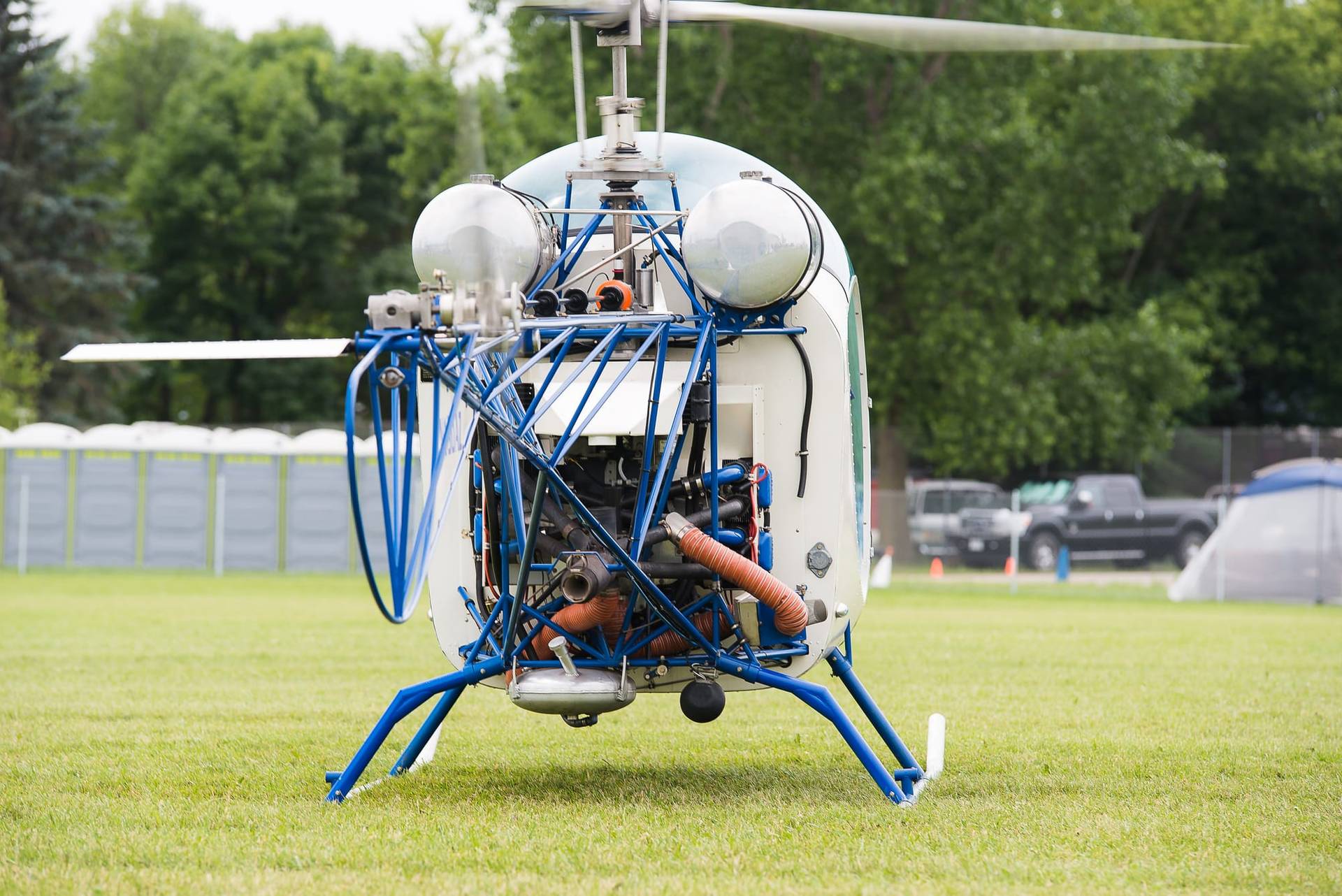 Bare blue powder-coated frame of a Safari 400 helicopter kit, front view